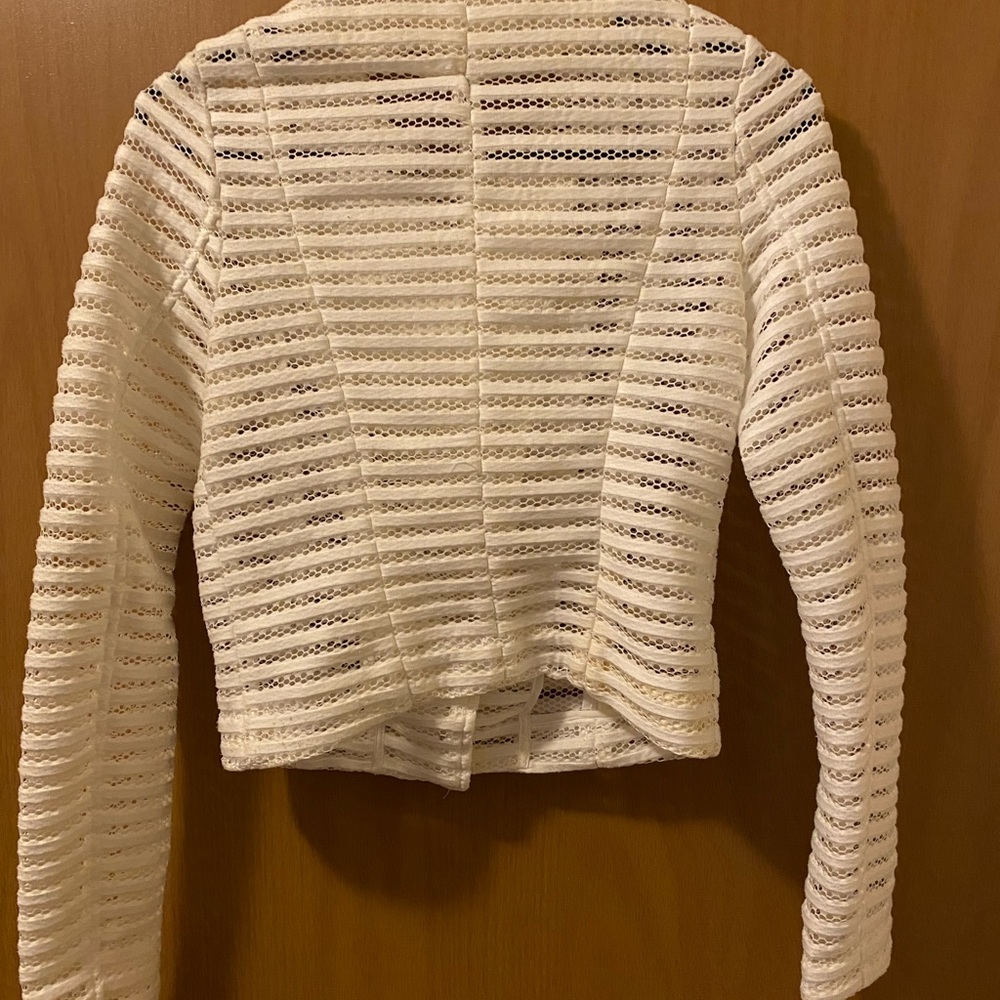 White jacket - Picture 2 of 4